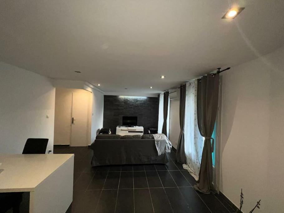 Grand Appartement Climatise Et Fonctionnel Marseilles Buitenkant foto